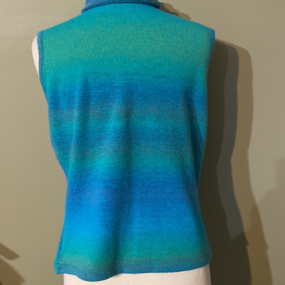 Sweater - Picture 2 of 4